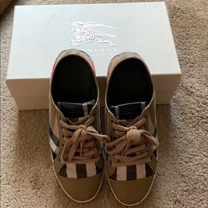 Burberry sneakers